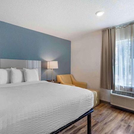 Extended Stay America Select Suites - Tampa - Brandon - East Heartland Ngoại thất bức ảnh